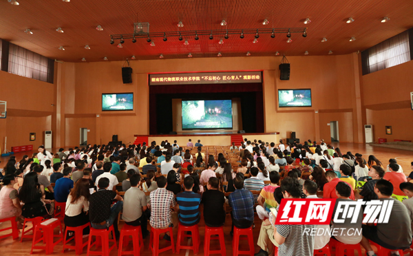 1_conew1.jpg 1_conew1.jpg