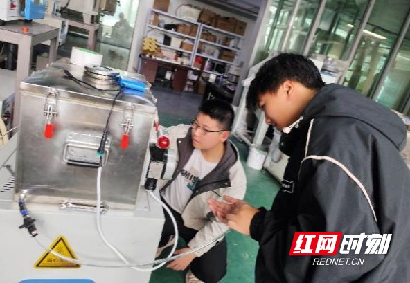 QQ20250325-105746.png QQ20250325-105746.png