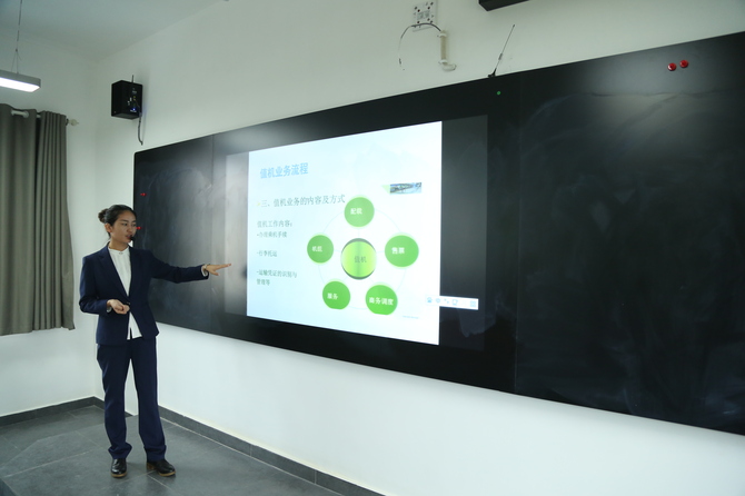 智慧云黑板 李嘉龙拍摄 智慧云黑板 李嘉龙拍摄