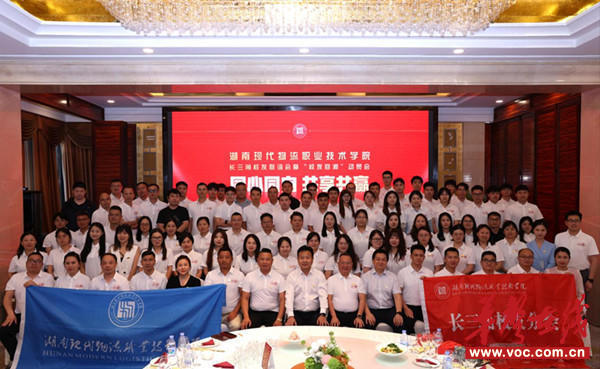 1748249272960180.jpg 1748249272960180.jpg