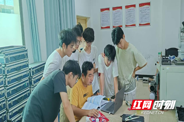 图片2.png 图片2.png